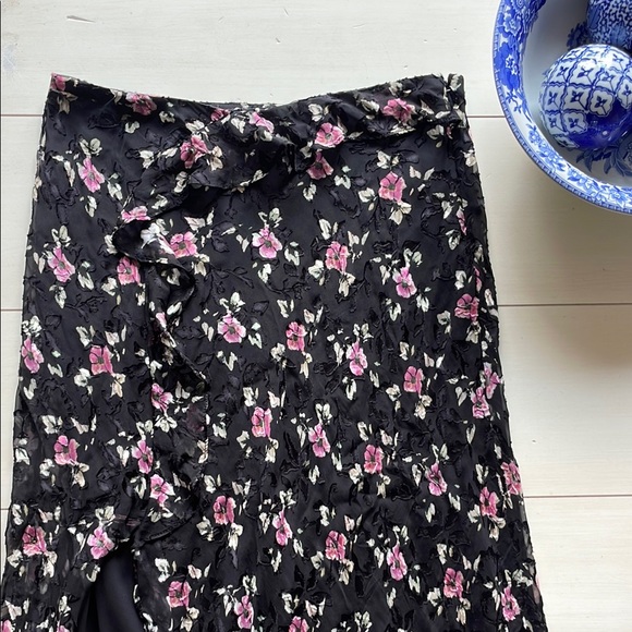 ✨NWOT!! LoveShackFancy Floral Ruffled Maxi Skirt